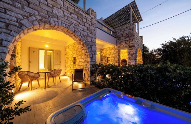 Anemomylos Residence