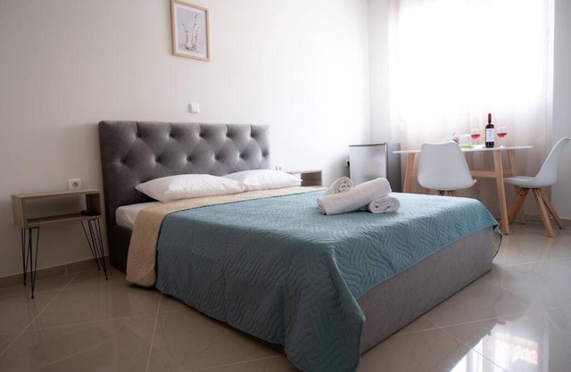 Anesis Airport rooms 102
