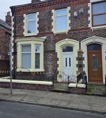 Anfield Guest House Sleeps 5