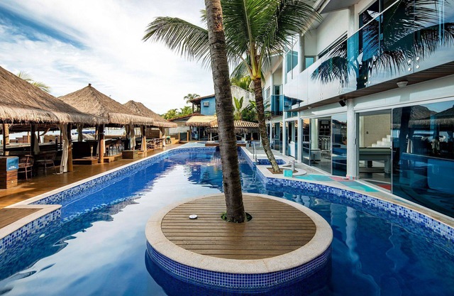 Ang015 - Villa de 16 cuartos con piscina en Angra dos Reis