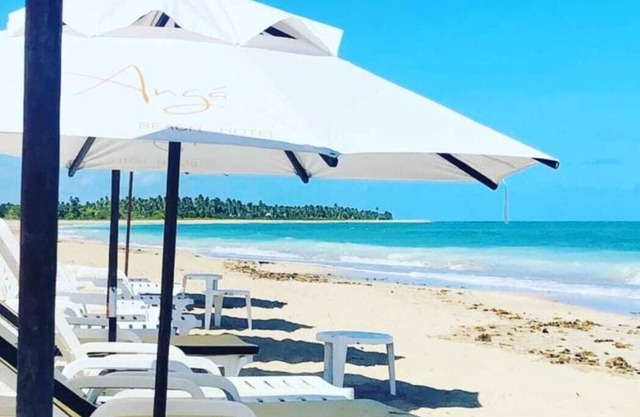 Anga Beach Hotel