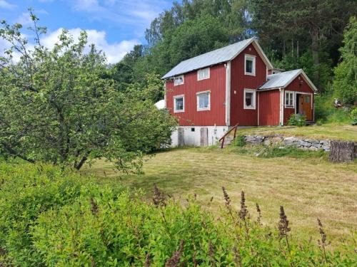 !Angebot bis Ende September! Rotes Schwedenhaus für Familien und Hunde