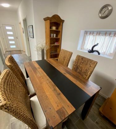 Angelas Cottage