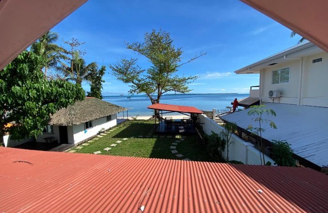 Angelito's Beach House Villa 1