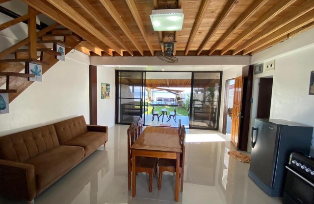 Angelito's Beach House Villa 2