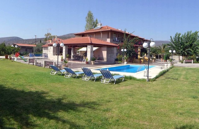 Angelos Kandia Apartments