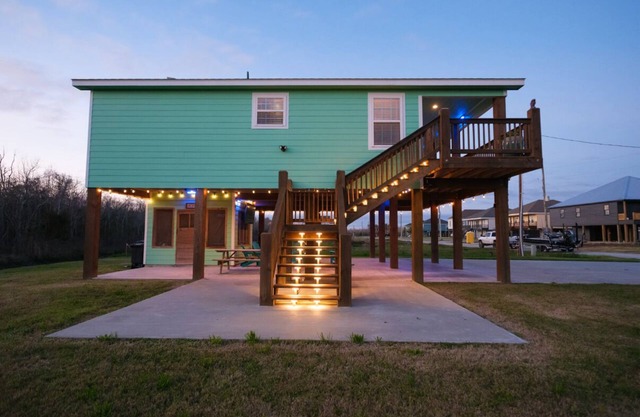 Angler’s Paradise! Amazing fishing w/ in minutes! 3 bed,sleeps 7 ppl, 2 bath.