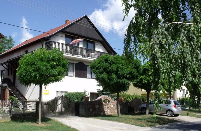 Anikó Apartman