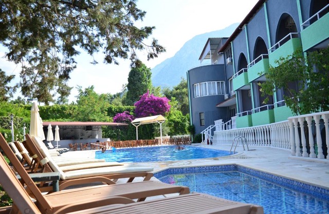 Anita Sunpark Beach Hotel