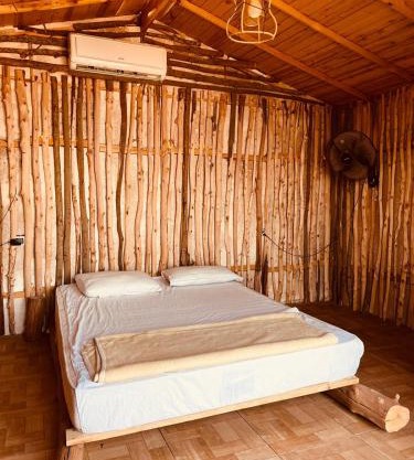 Anne Sinai best camp