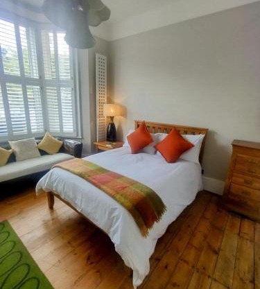 Annette's Place, Greenwich Garden Apartment, London