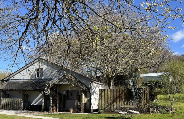 Annexe in 16 acres of natural beauty!