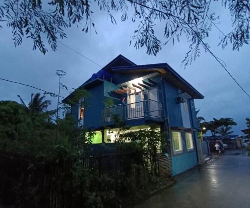 ANNI'S BEACH HOUSE