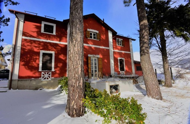 Antico Chalet Momosa (Ovindoli centro)