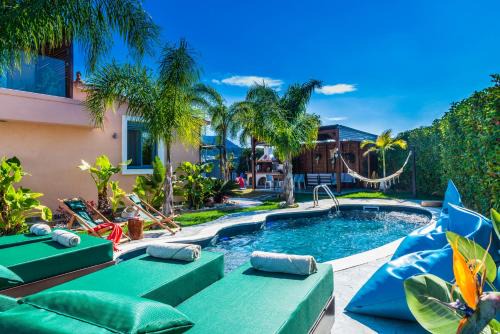 Antonakisvilla - Luxury Pool, jacuzzi & SeaView Retreat