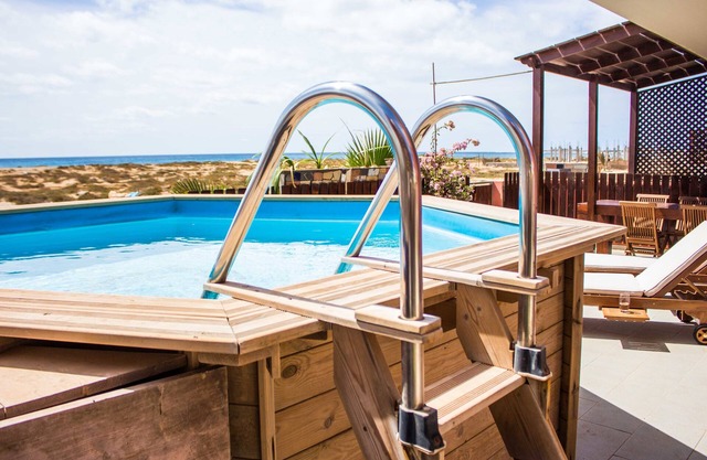 Antonio Sousa Beach 2 Bedroom Apartment
