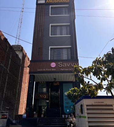 Anushangi Hotel