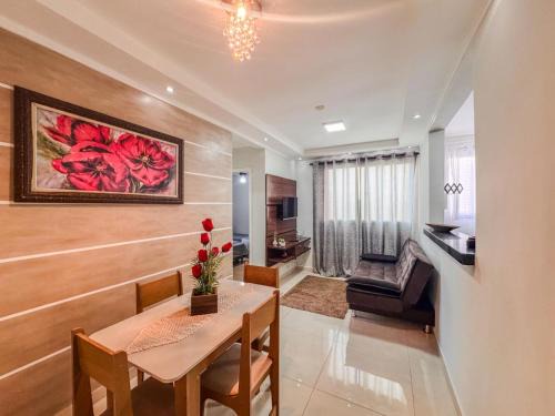 Apê elegante com ar, vaga e ótima localização