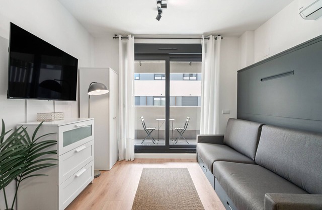 apartamento con garaje y piscina de alquiler temporal