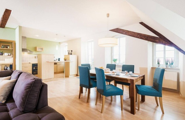 Apartment/apartment, bath, toilet, balcony - winery - guest house Völcker