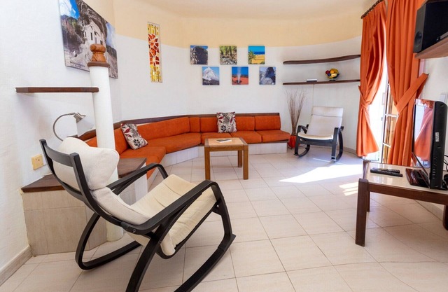 Apartamento en Bahía Feliz frente a Playa Águila