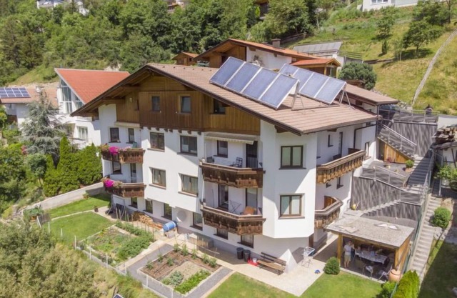 Apartamento Venet by Interhome