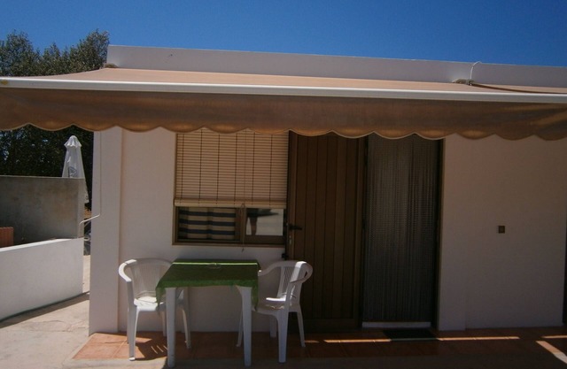 Apart.para 2-3per.con jardin,parking,aire acon y wifi. BAJADA DE PRECIO EN JULIO