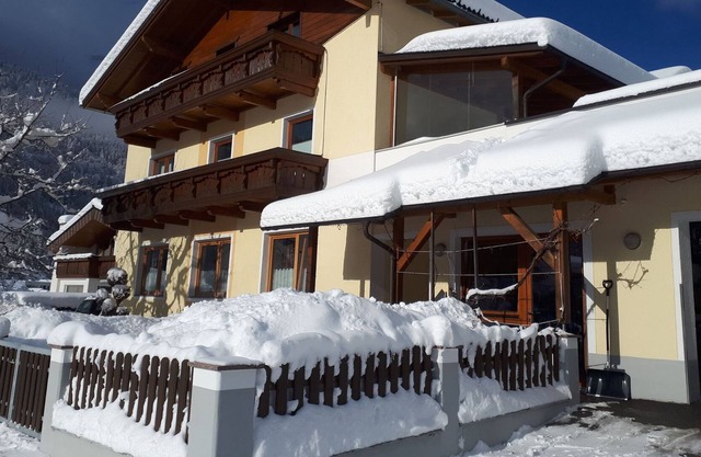 Apart-Haus Kofler - Apartamento con vistas a la montaña