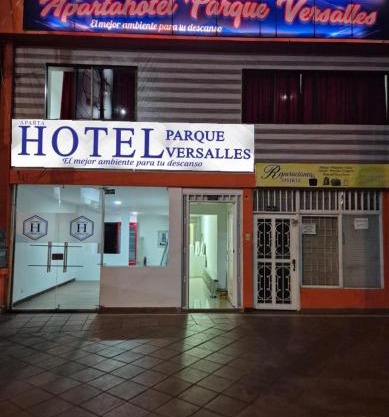 Aparta-Hotel Parque Versalles