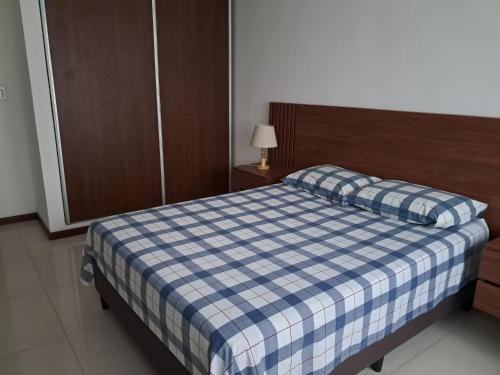 Apartamento de 1 dormitorio para persona sola o pareja en zona cercana a la FEXPOCRUZ