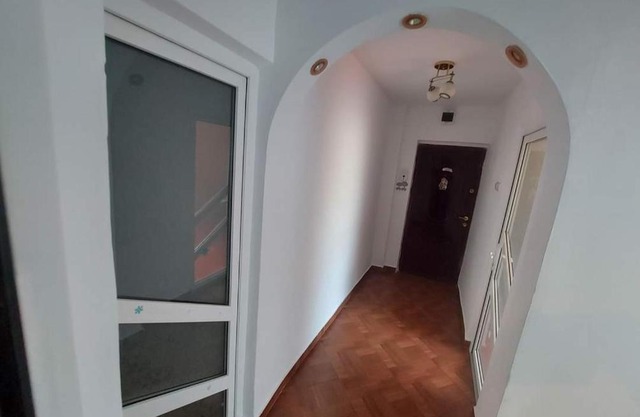 Apartament în Roman
