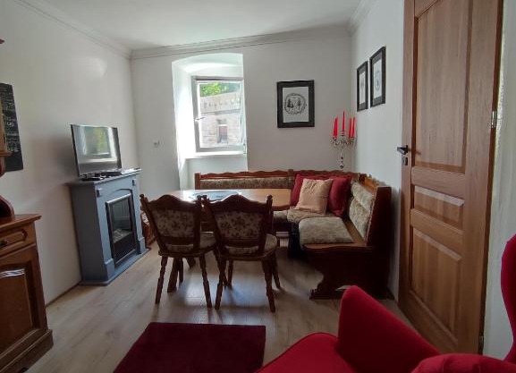 Apartament 44