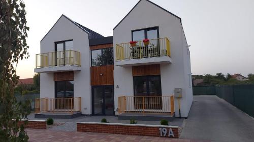 Apartament Domina-24h-Certificat clasificare 3 stele, Ministerul Turismului