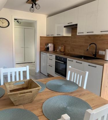 Apartament DWA DĘBY