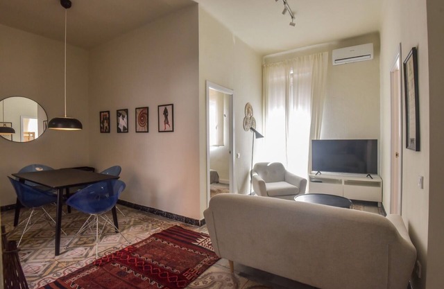 Apartamento entero con 2 habitaciones. 15min al centro en tren
