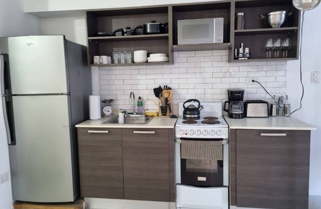 Apartamento tipo loft de con cama matrimonial y sofá cama
