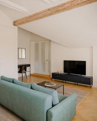 APARTAMENT OSIEM OSIEM w CENTRUM