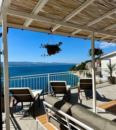 Apartament Sunny Mimice z widokiem na morze