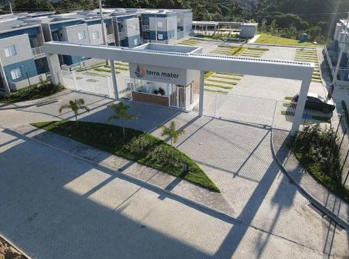 Apartamento 2 quartos condomínio com piscina