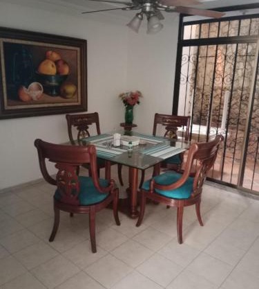 APARTAMENTO 3 HABITACIONES 6 PERSO AIRE ACONDI - EXCELENTE UBI - MINIMO 3 NOCHES - Abonar una noche por adelantado para confirmar reserva