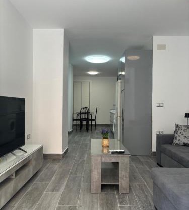 Apartamento 6 a 3 min caminando de la Estación de Bus y Tren María Zambrano 6