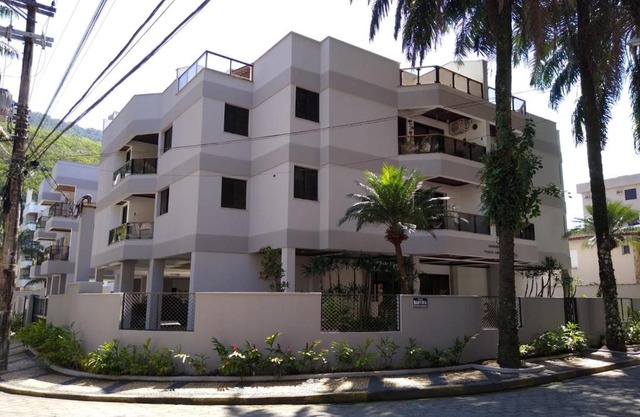 Apartamento a 100 m da Praia Grande Ubatuba