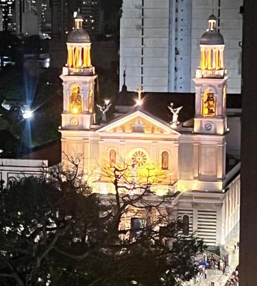 Apartamento avenida Nazaré com vista para basílica