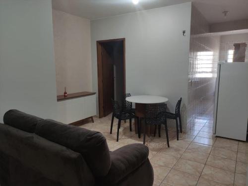 Apartamento bem localizado para até 4 hóspedes