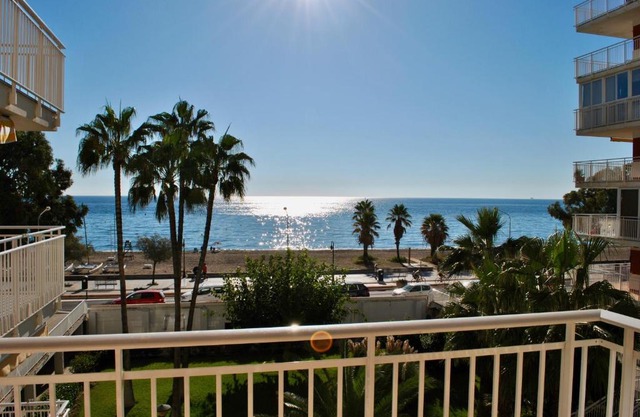 Apartamento Benicasim 1ª línea de playa