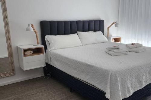 Apartamento Blanco con balcón