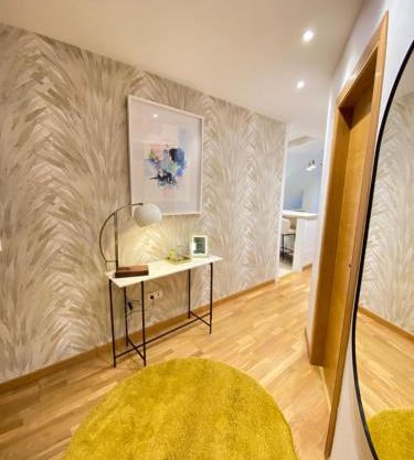 Apartamento boutique con terraza y vistas al mar. Porto Vilanova