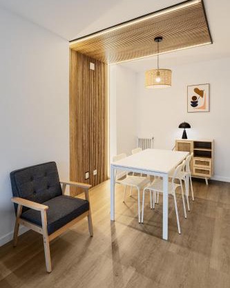 Apartamento con dos grandes terrazas en Girona