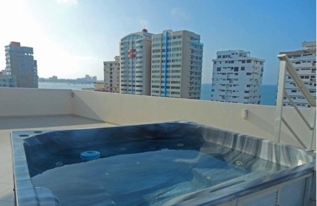 Apartamento con hermosa vista al Mar!
