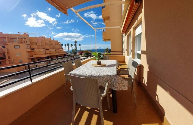 Apartamento con vistas al mar.